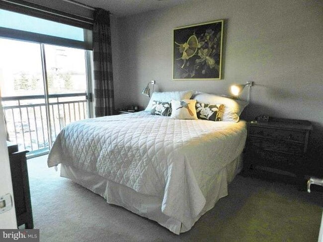 Foto del edificio - 2200 N Westmoreland St