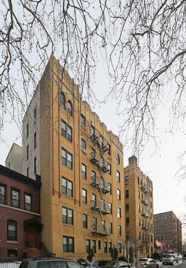 Building Photo - 291 Sterling St