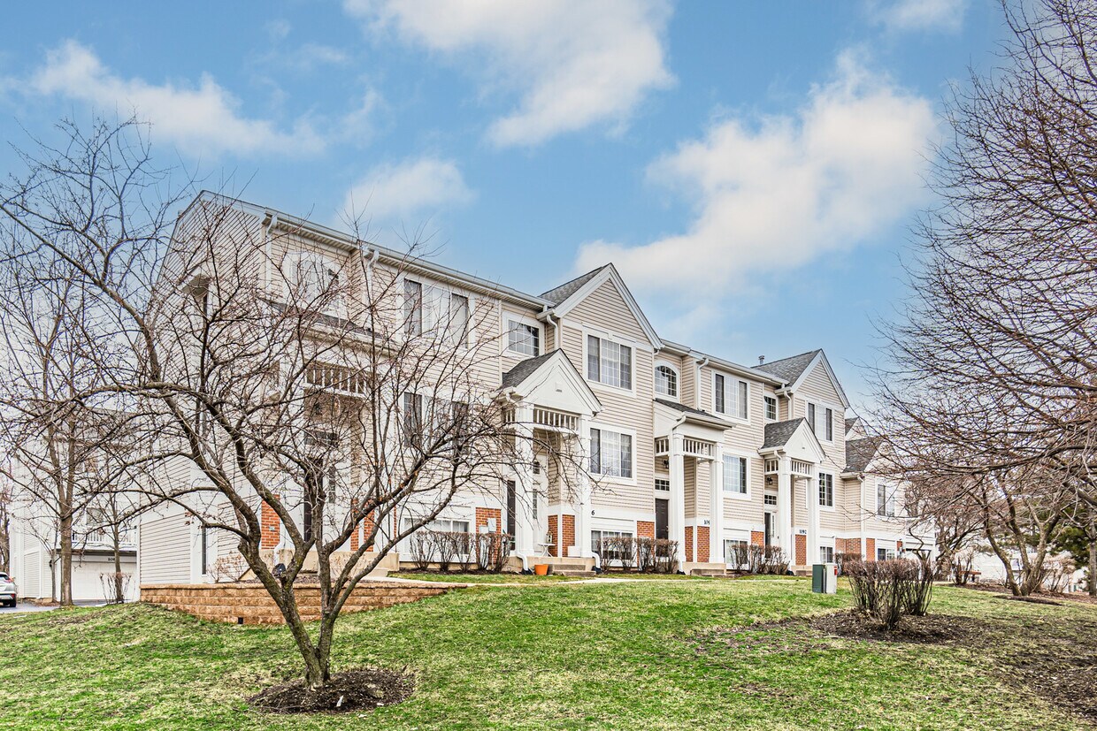 Foto principal - 1096 Savoy Ct