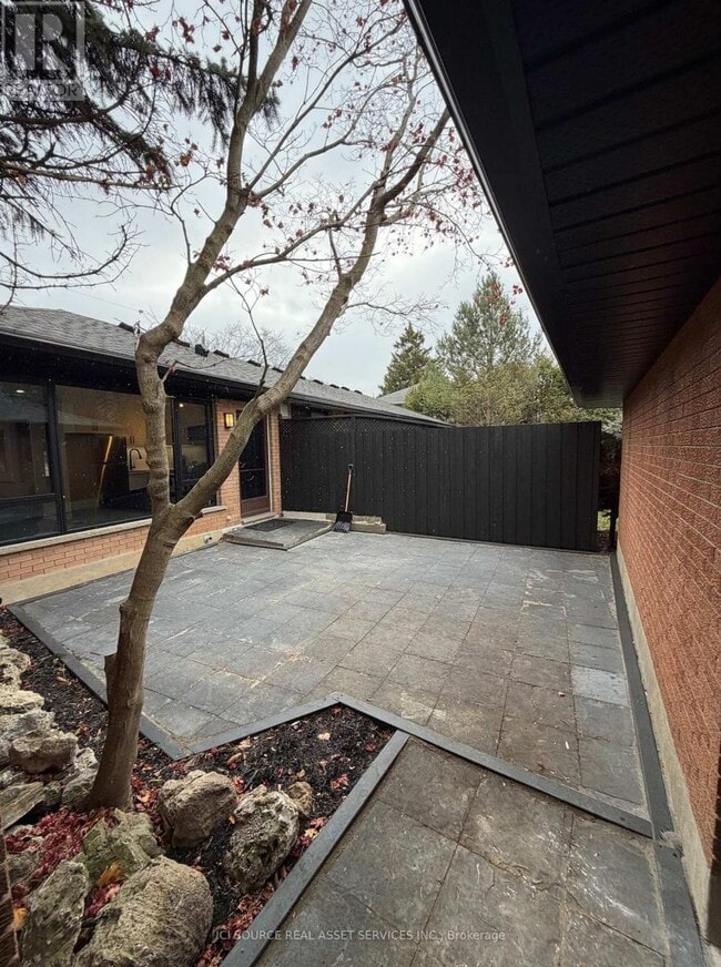 Building Photo - 44 Patterson Ave