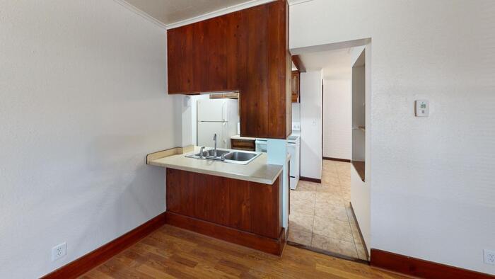 Primary Photo - 302 4th St NE