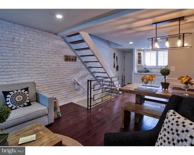 Foto del edificio - 1028 Irving St