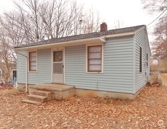 Building Photo - 1617 Wedgedale Ave