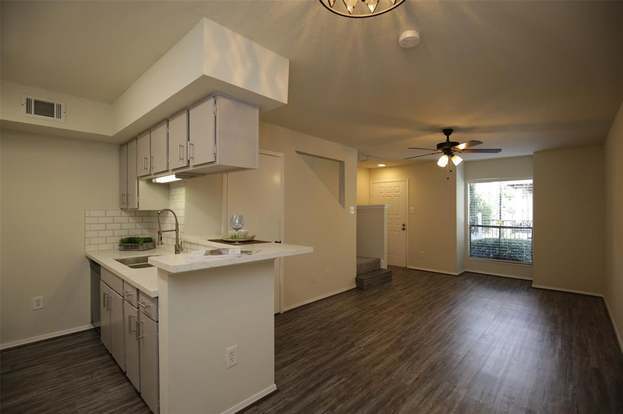 Foto del edificio - 2100 Wilcrest Dr