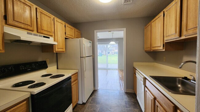 Foto del edificio - 102 North Point Dr