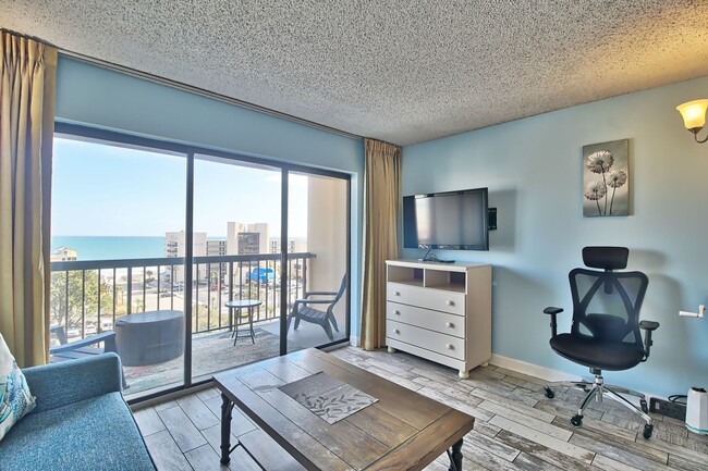 Foto del edificio - Charming Beach 1BR,  1.5Bath Condo in Myrt...