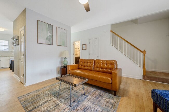 Building Photo - 302 Madison Grove Pl