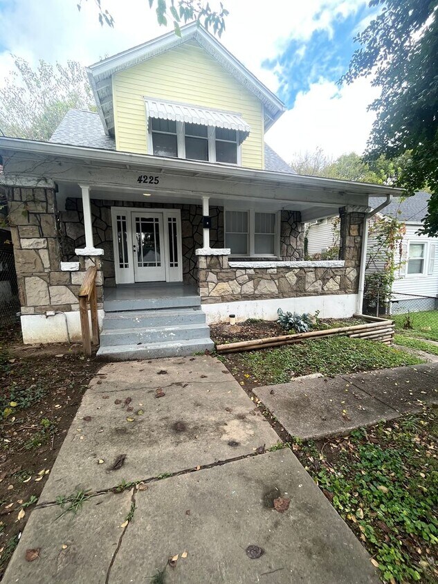 Primary Photo - Beautifully renovated 3 bedroom house!