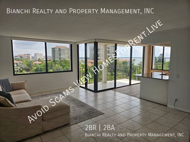 Foto del edificio - 6365 Bahia Del Mar Blvd S