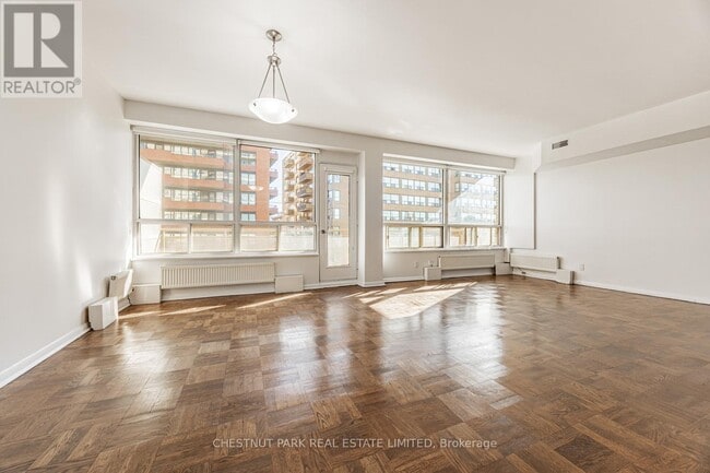 Building Photo - 2500 Bathurst St