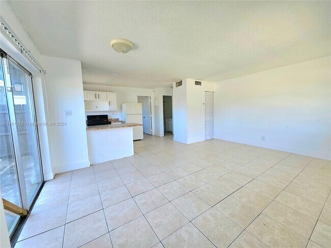 Foto del edificio - 3104 NW 3rd Ave