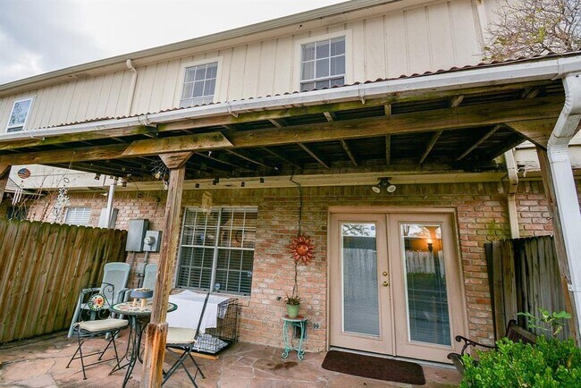 Foto del edificio - 17123 Beaver Springs Dr