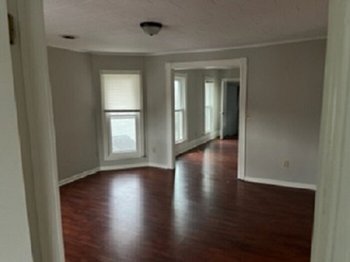 Primary Photo - 45 Pine St