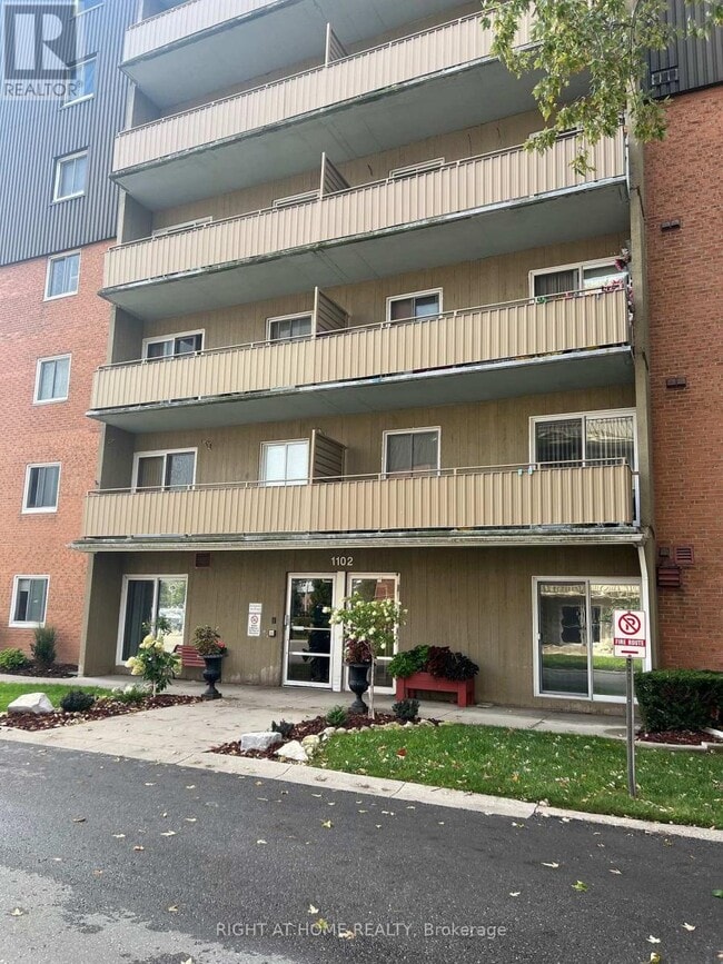 Building Photo - 1102 Jalna Blvd