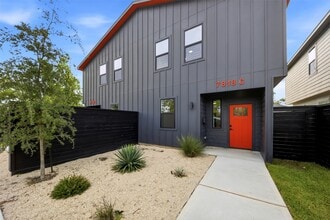 Building Photo - 7818 Hanfro Ln