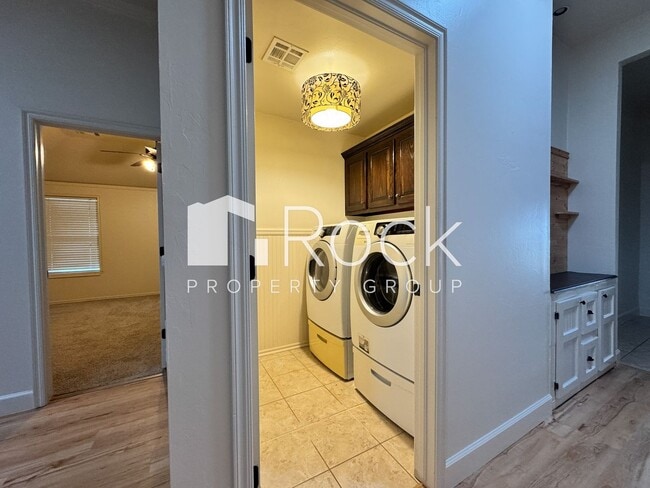 Building Photo - 3 Bed/2 Bath Edmond Home**AMAZING Location...