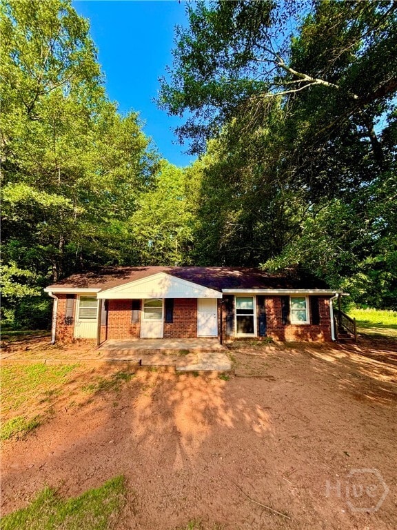 Building Photo - 315 Woodridge Cir