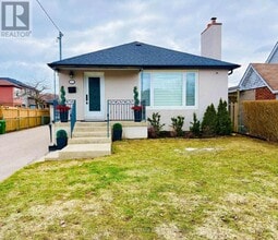 Building Photo - 93 Surrey Ave