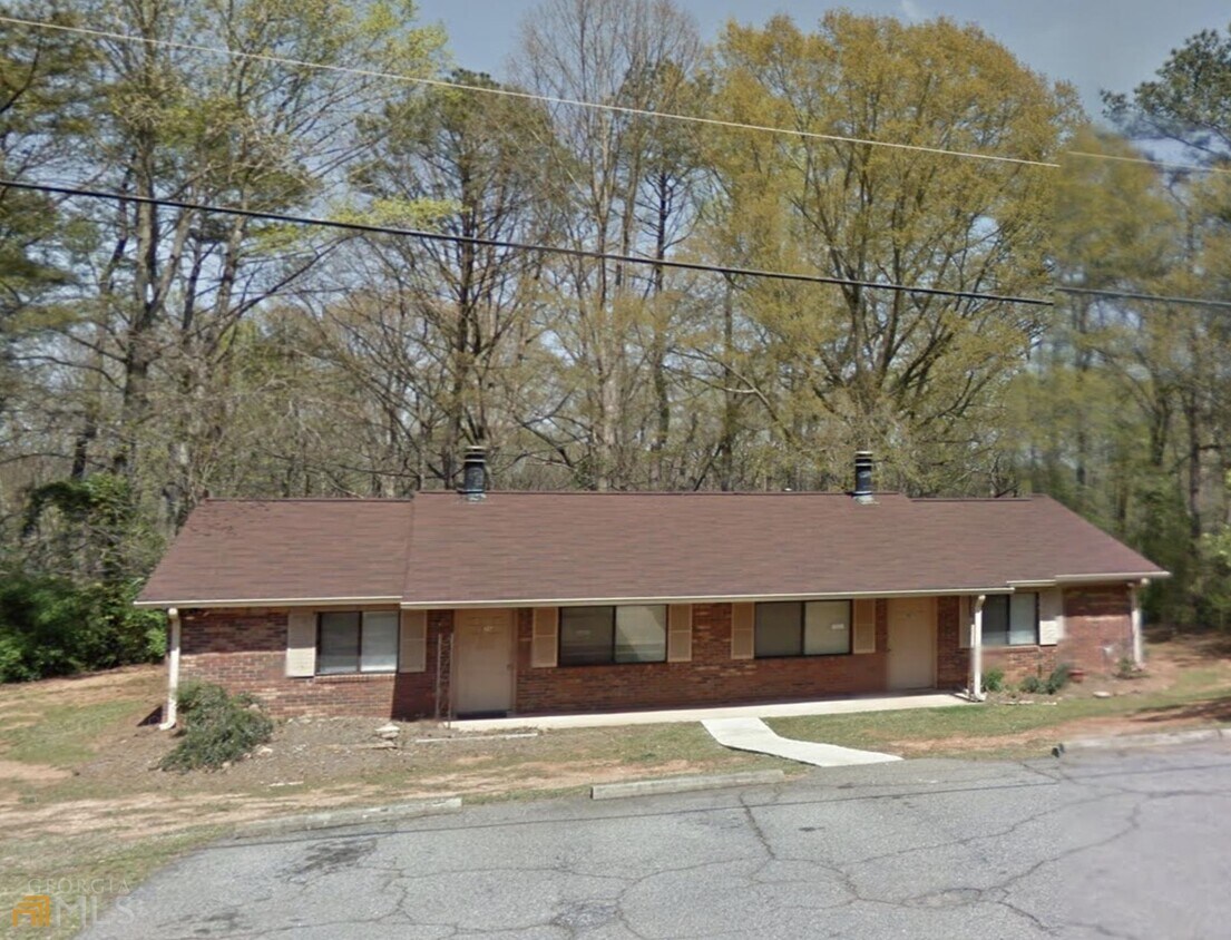 Primary Photo - 127 Windy Hill Ct