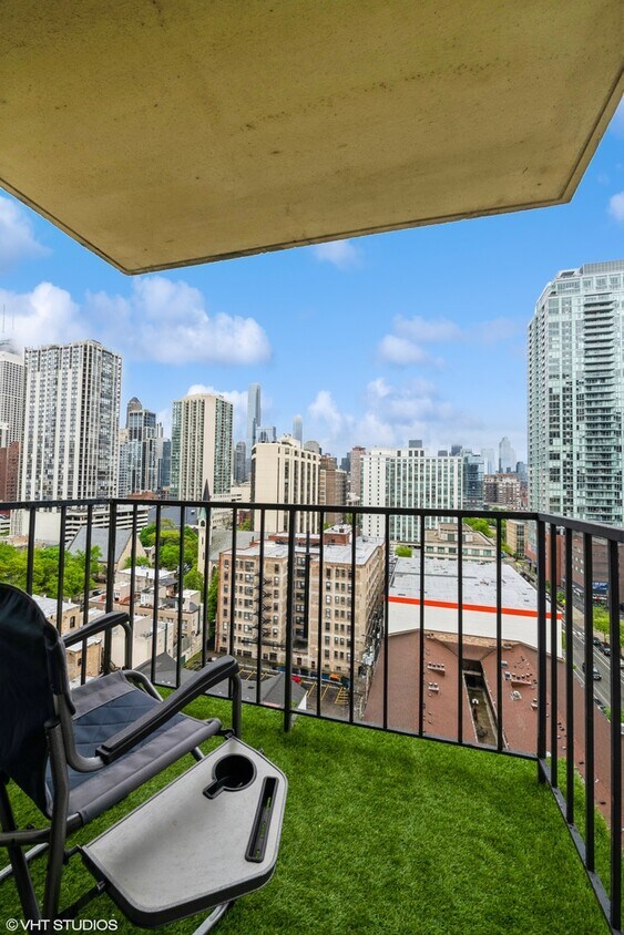 Foto principal - 1212 N La Salle Dr