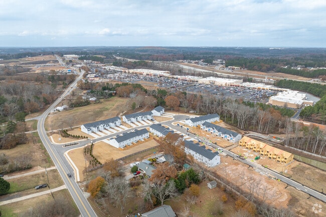 View of Community - Parkway Pointe