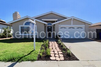 Building Photo - 11327 Linares St