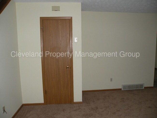 Foto del edificio - 38850 Lake Shore Blvd