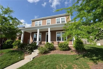 Building Photo - 109 Grayfox Dr