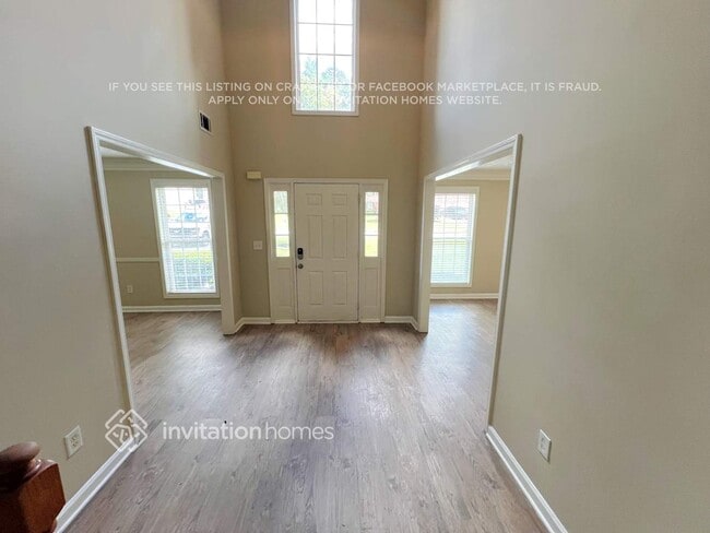 Foto del edificio - 3505 Revere Cir