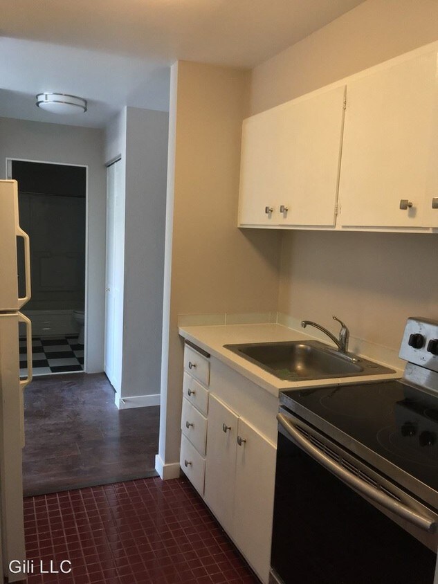 Foto principal - 1401 E Harrison St
