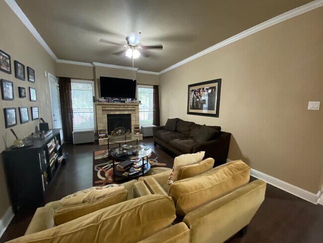 Building Photo - 7950 N Stadium Dr