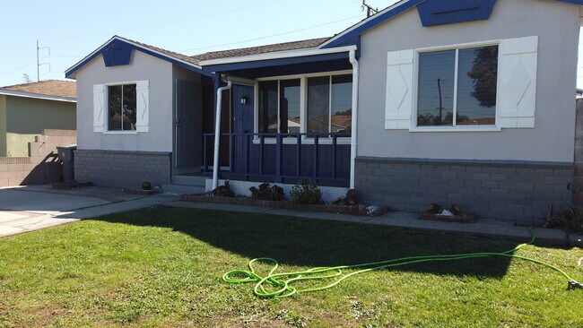 Foto del edificio - 3818 W 173rd St
