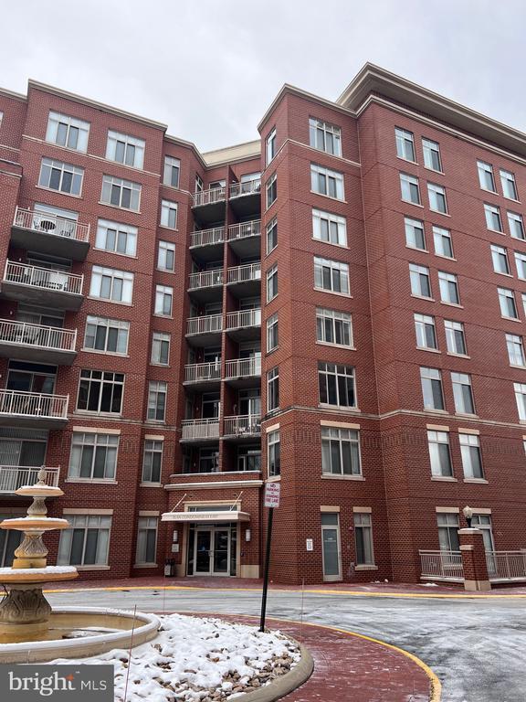 Building Photo - 4480 Market Commons Dr