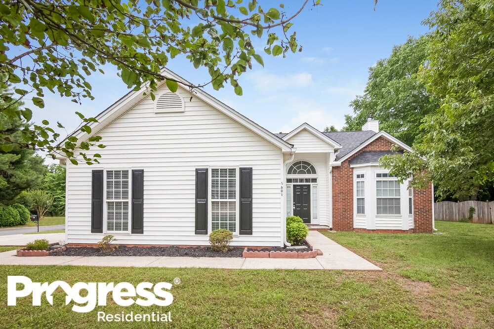 5601 Timbertop Ln, Charlotte, NC 28215 House Rental in Charlotte, NC