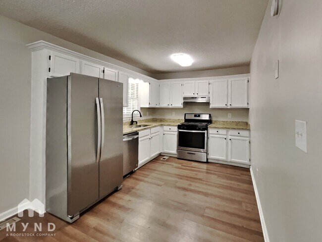 Foto del edificio - 258 Cove Rd