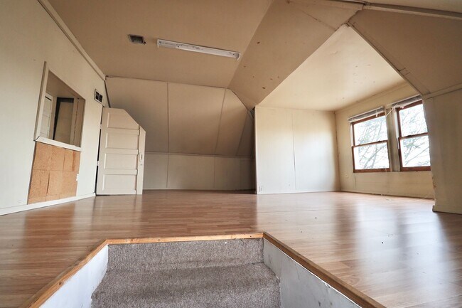 Foto del edificio - 512 Pearl Ave