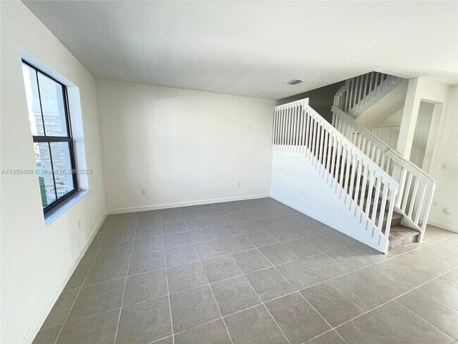 Building Photo - 10116 SW 228th Terrace