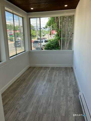 Foto del edificio - 330 Naugatuck Ave