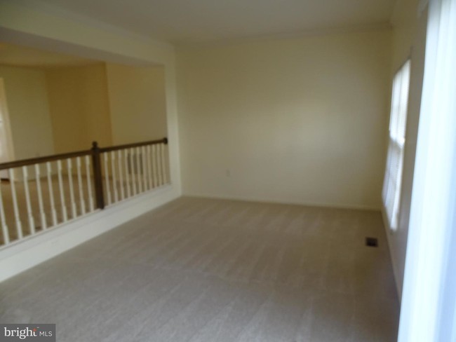 Building Photo - 6527 Kemper Lakes Ct