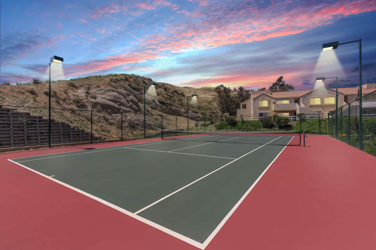 Foto principal - Sand Canyon Villas & Townhomes