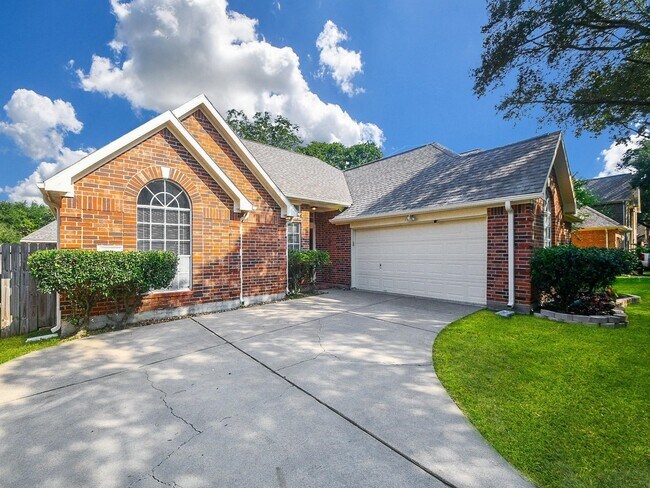 Foto del edificio - 24314 Schivener House Ln