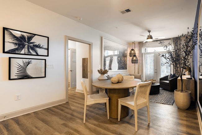 Building Photo - Hawthorne Waterway