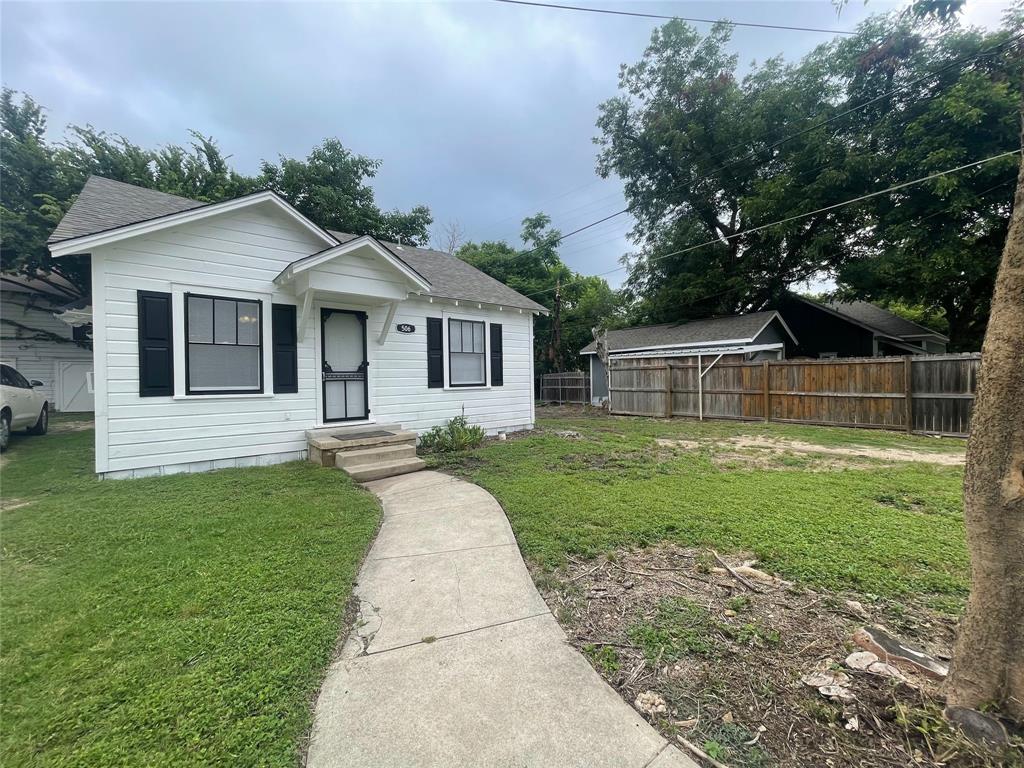 Foto principal - 506 W 11th St