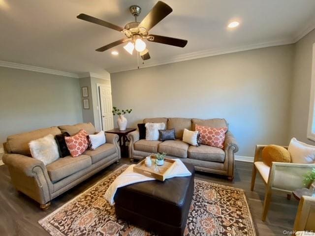 Building Photo - 307 Robinson Ave