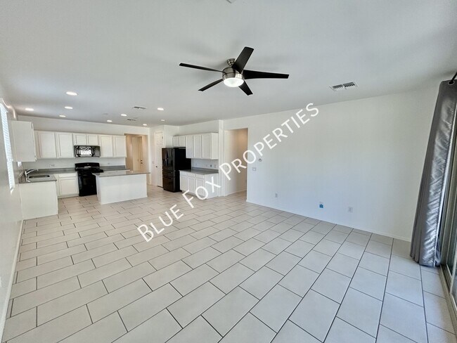Building Photo - 7214 S Via Tierra Mesa