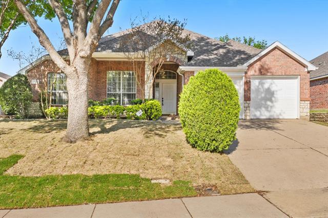 Foto del edificio - 1319 Lakeridge Ln