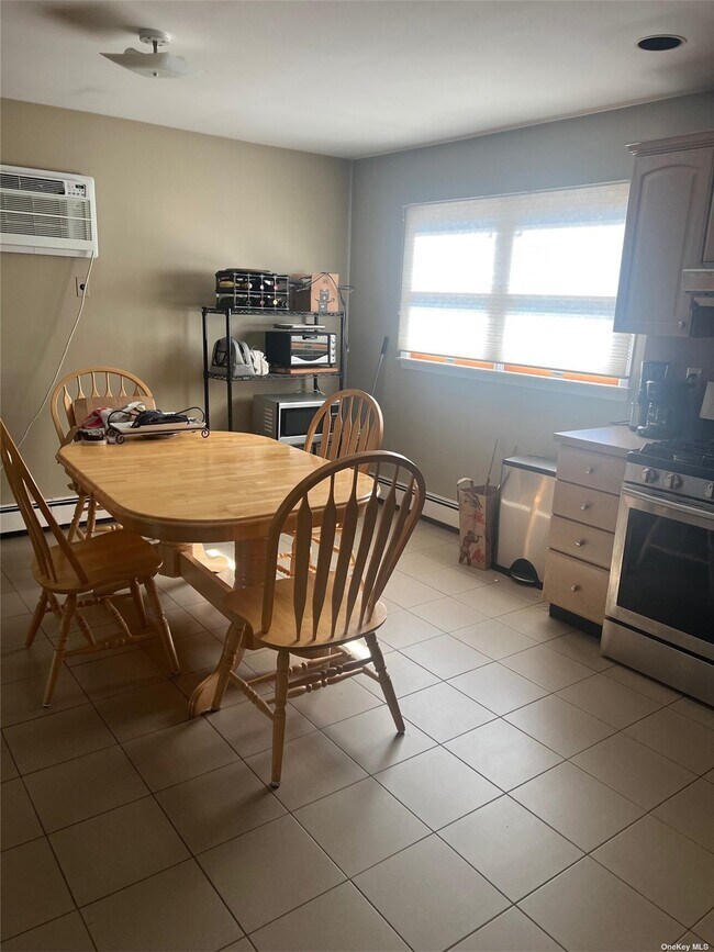 Foto del edificio - 123 Albany Ave