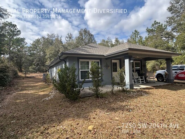 Building Photo - Fully Furnished 3/2 in Dunnellon