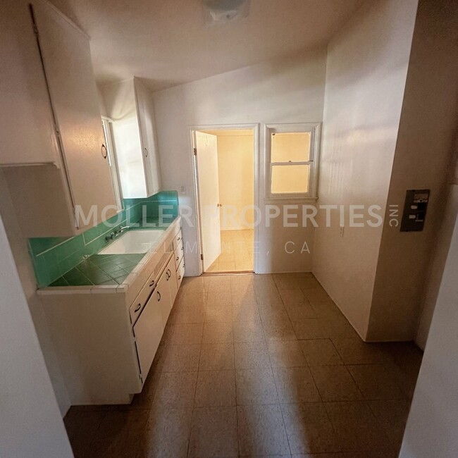 Building Photo - 10513 Venita St. El Monte, CA 91732 - 2 be...