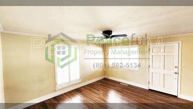 Building Photo - 122 N St